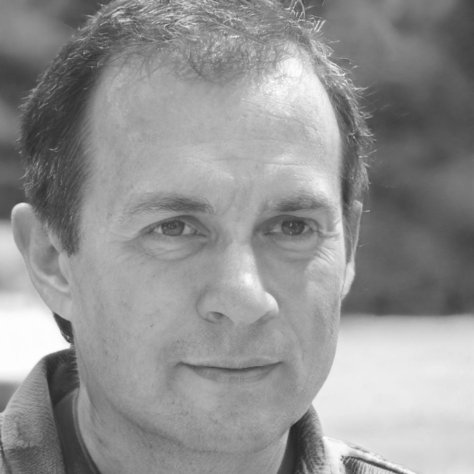 Ritratto di Fausto Bellucci, esperto di worldbuilding